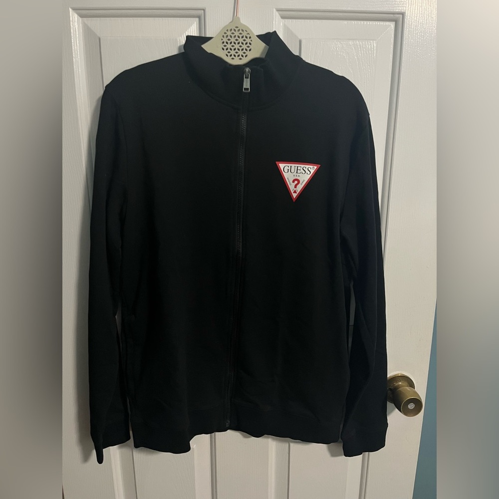 Mens Guess Zip Up Sweater in great condition